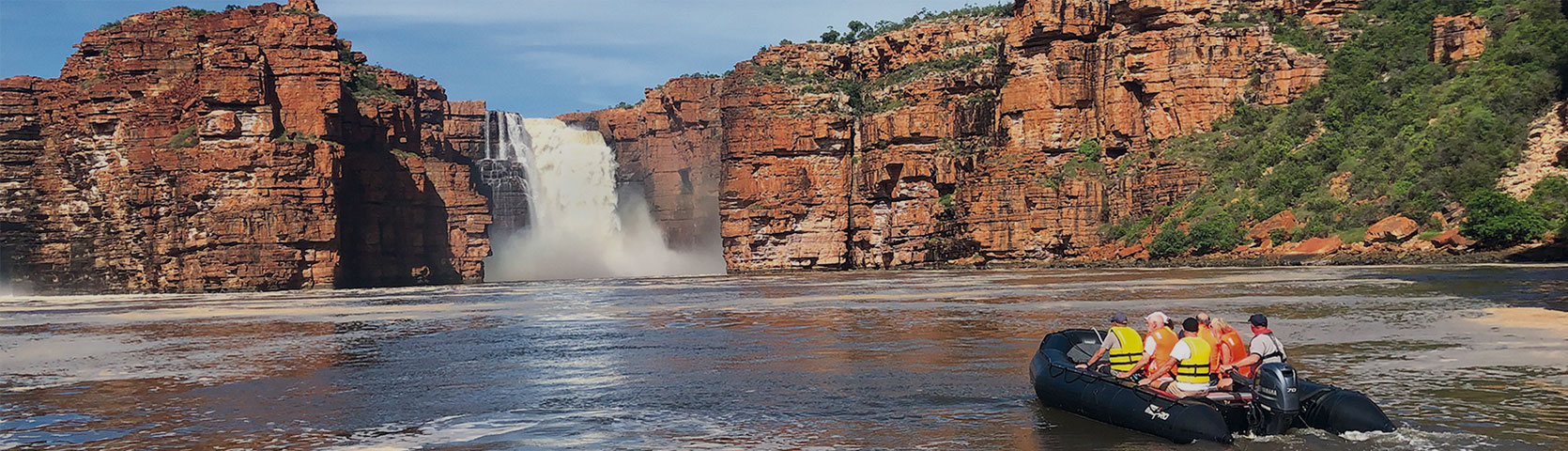 Kimberley-Waterfall-Season-Coral-Expeditions