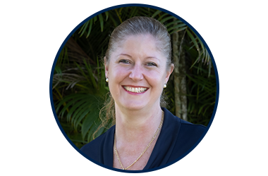 https://media.coralexpeditions.com/media/Sales-Team-Liz-Webb1.png